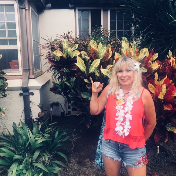 Meet your Posher, Jan - Picture 5 of 8